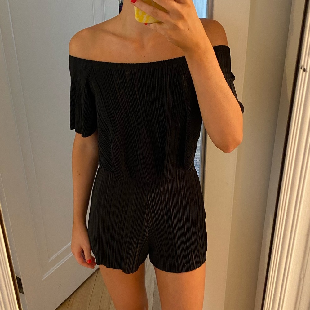 Missguided Romper, size 0, Excellent condition, Black